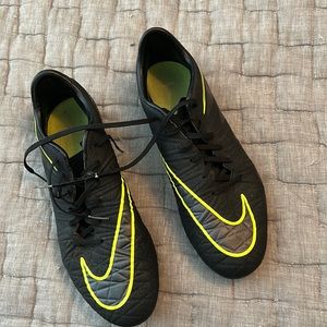Barely worn Nike cleats